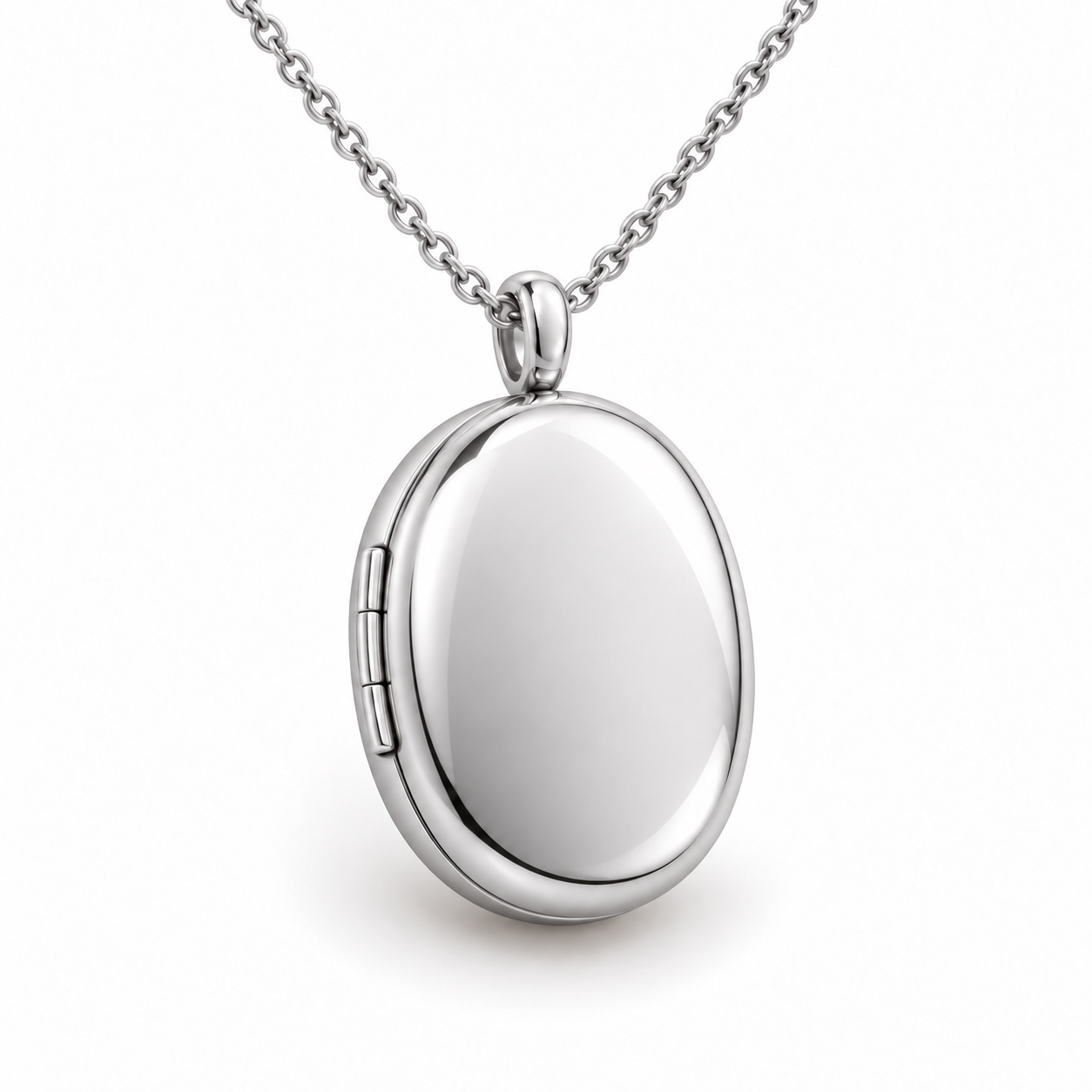 Classic oval locket